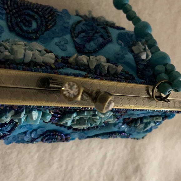 iN’s Vintage Style Woman’s Beaded Mini Bag - Picture 13 of 13